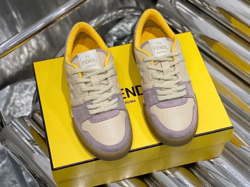 Fendi Low Shoes Resilient 23290