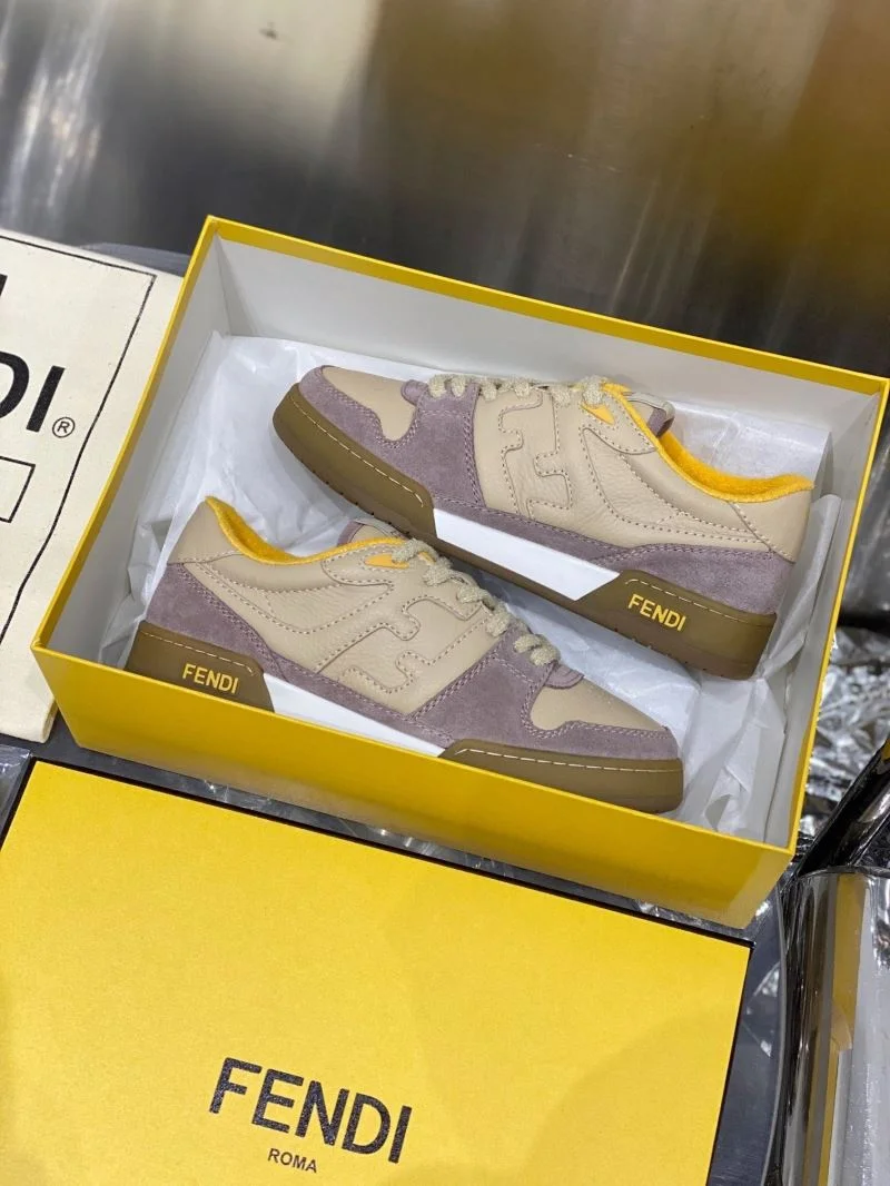 Fendi Low Shoes Resilient 23290