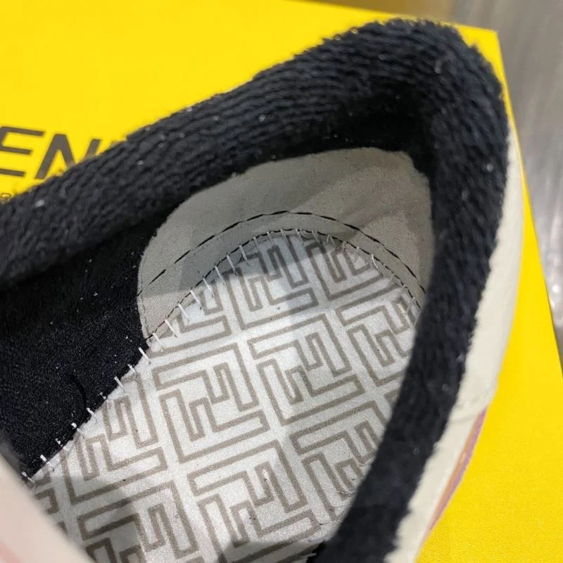 Fendi Low Shoes SoftTouch 23287