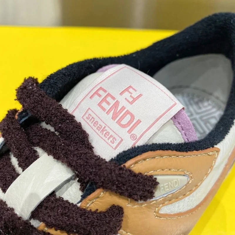Fendi Low Shoes SoftTouch 23287