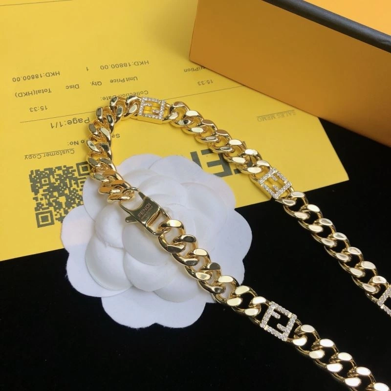 Flexible Fendi Necklaces 212204