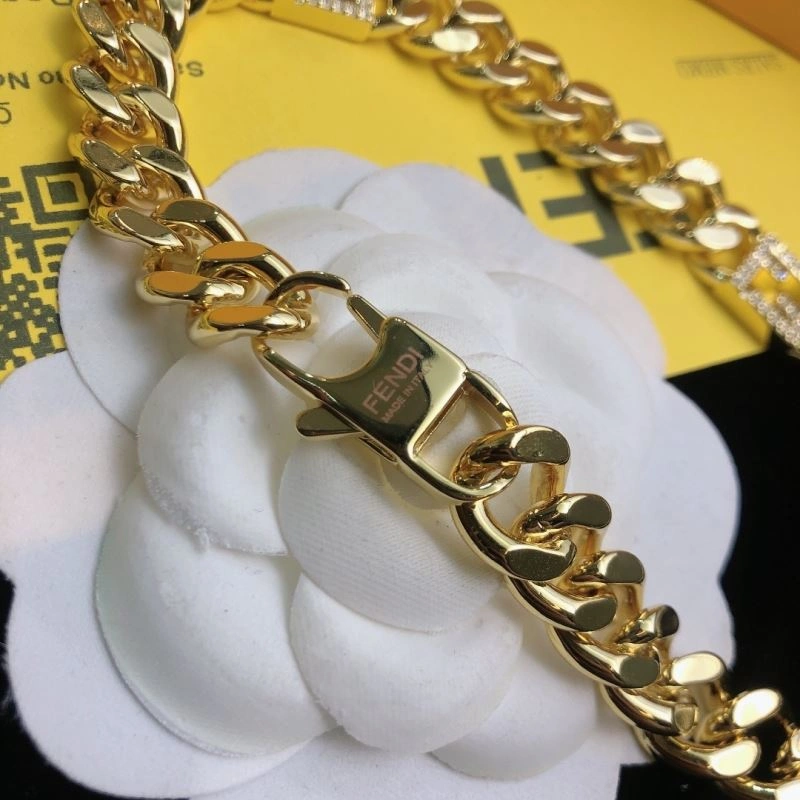 Flexible Fendi Necklaces 212204