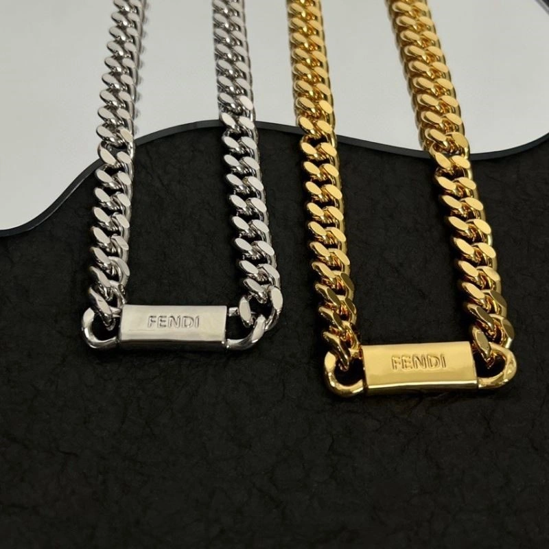 Fendi Necklaces Bold 209892