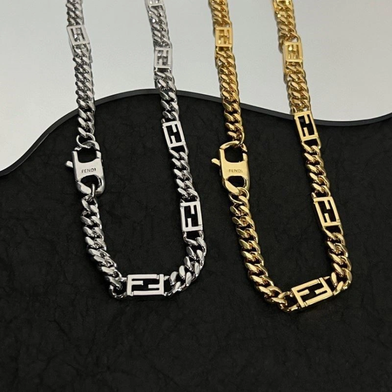 Fendi Necklaces Casual 209884