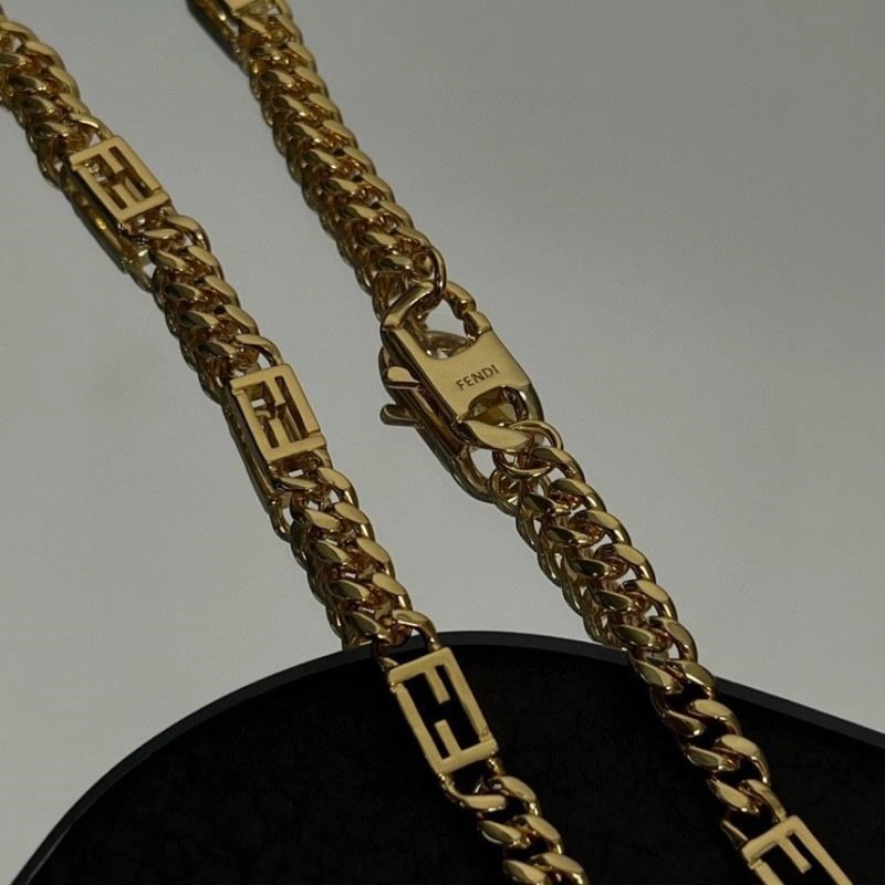 Fendi Necklaces Casual 209884