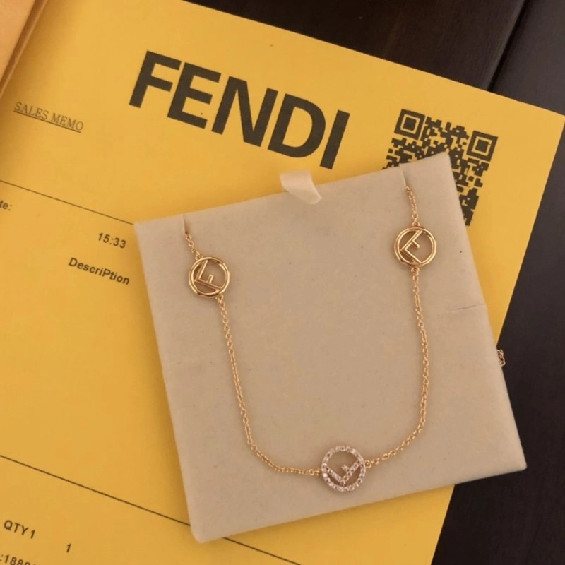 Premium Fendi Necklaces 208758