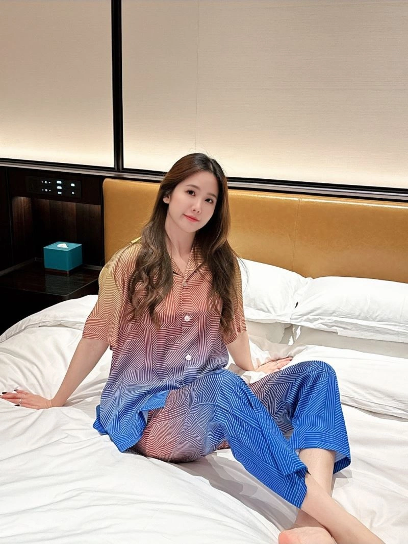 ModernLook Fendi Nightwear 269059