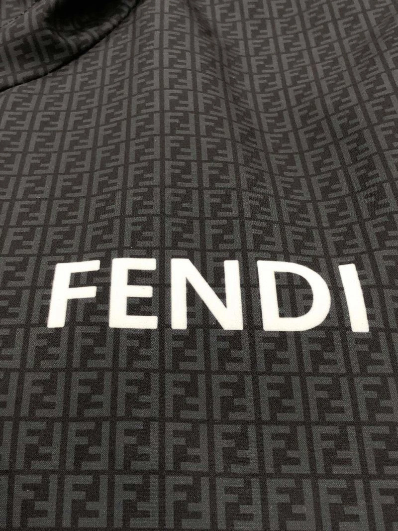 Durable Fendi Outwear 120867