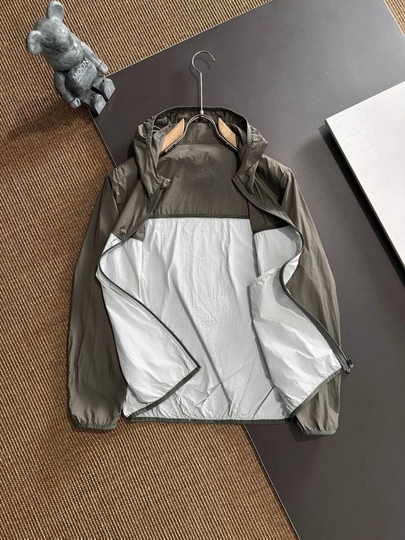 TechFriendly Fendi Outwear 122935