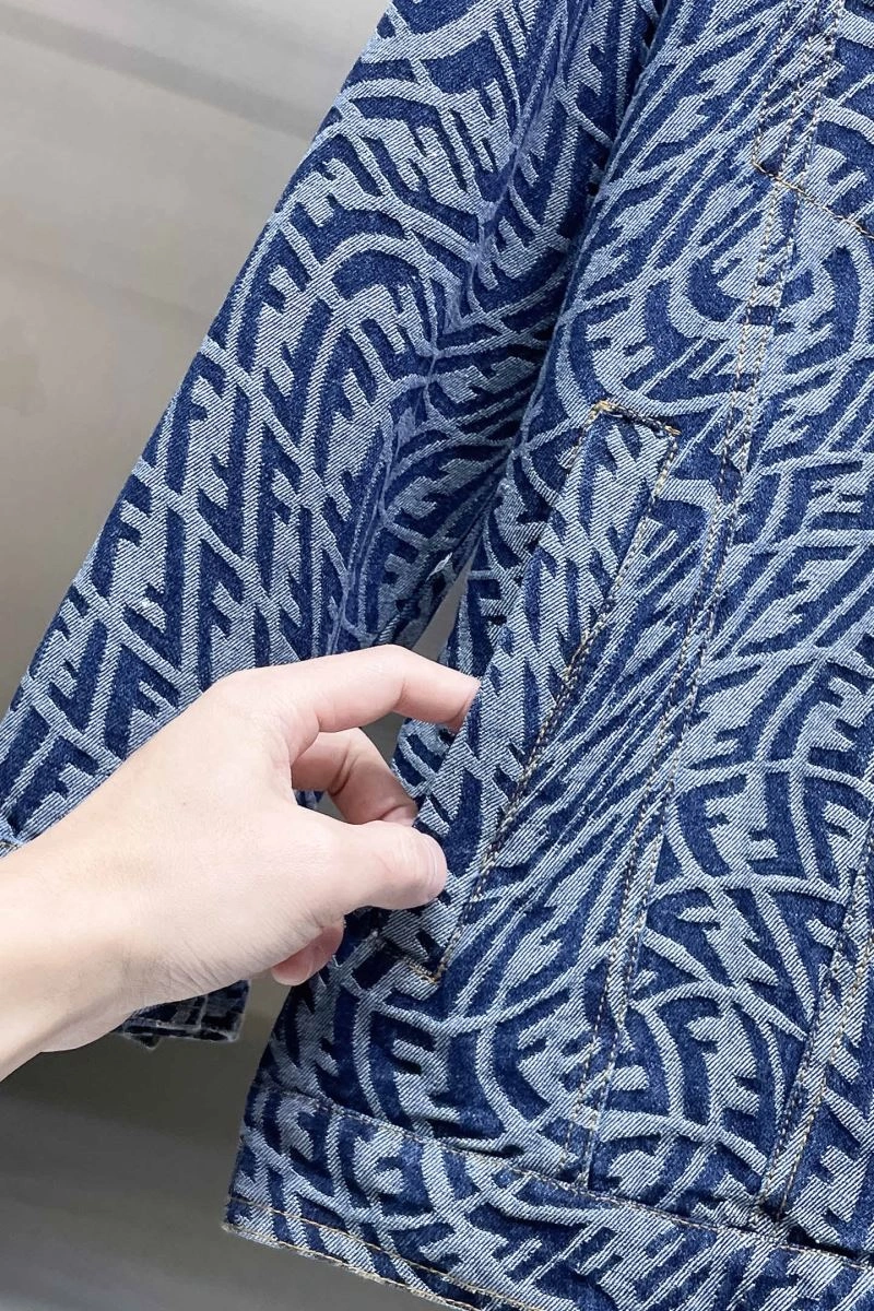 Comfortable Fendi Outwear 122938