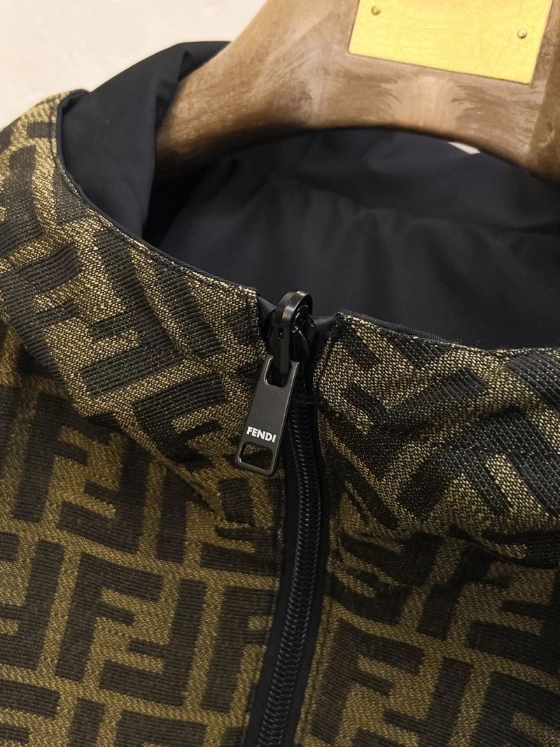 Fendi Outwear Breathable 122957