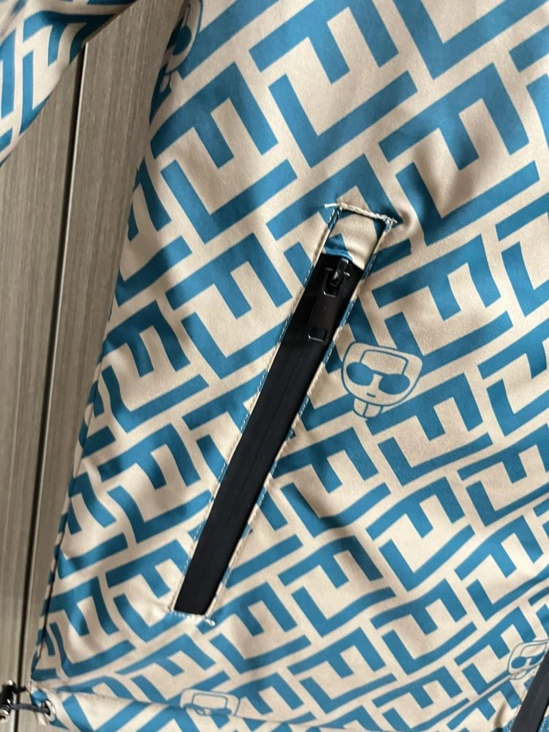 Fendi Outwear ZipUp 122946