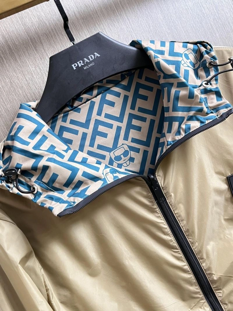 Fendi Outwear ZipUp 122946