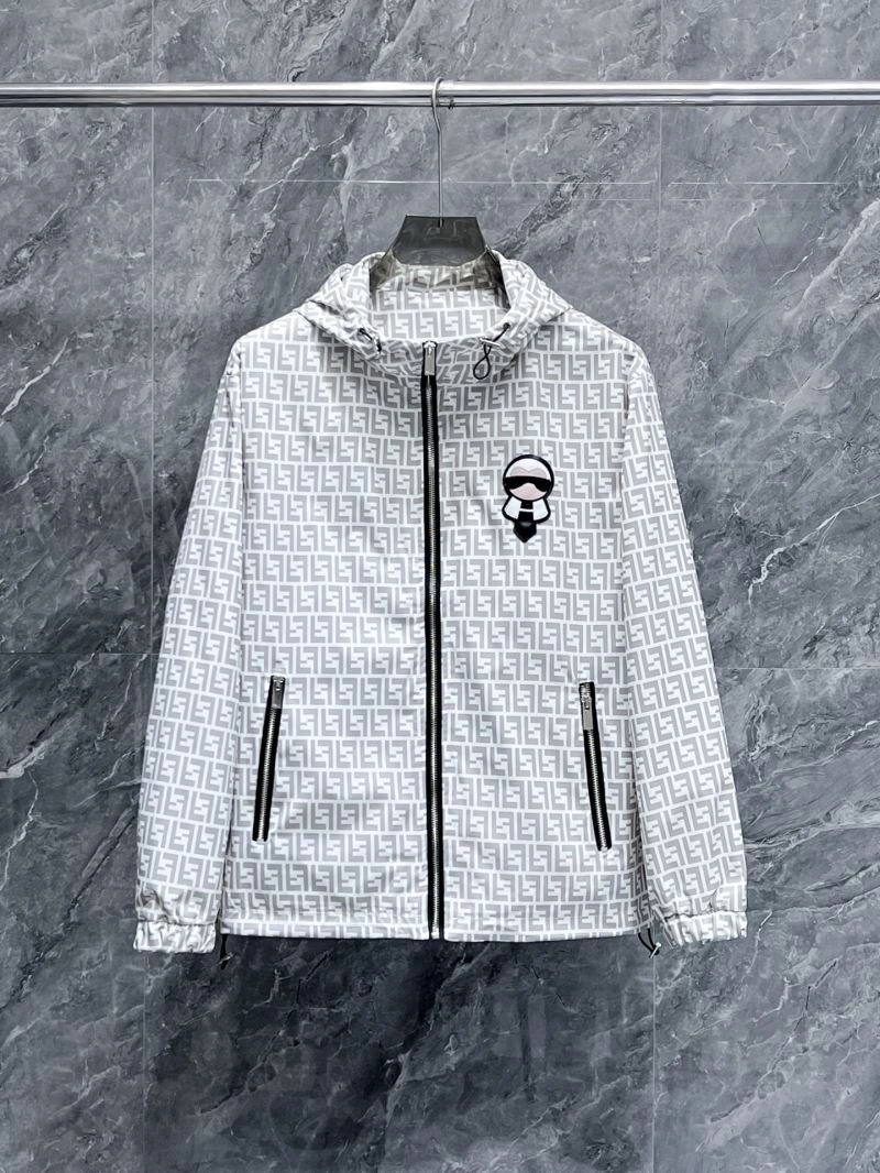 Breathable Fendi Outwear 122926