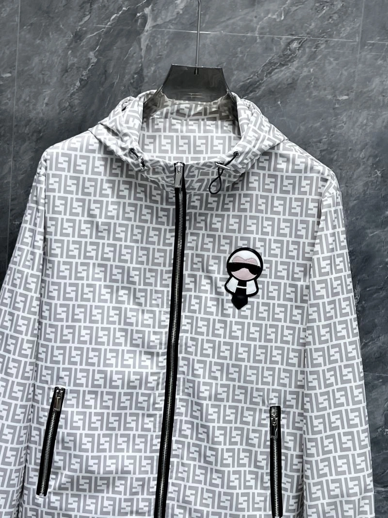 Breathable Fendi Outwear 122926