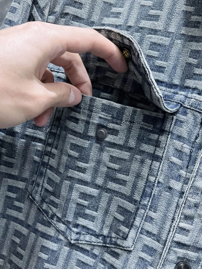 Fendi Outwear Classic 122925