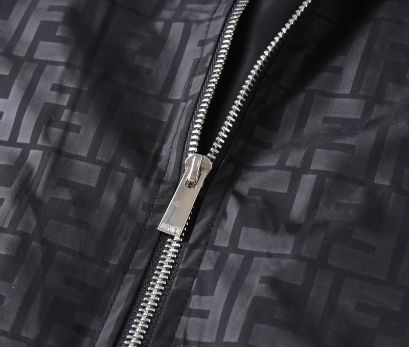 Breathable Fendi Outwear 122683