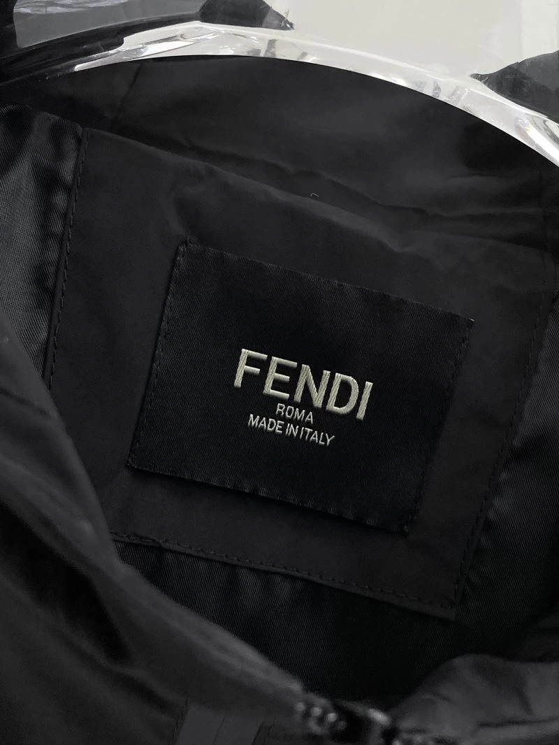 Fendi Outwear Cozy 122704