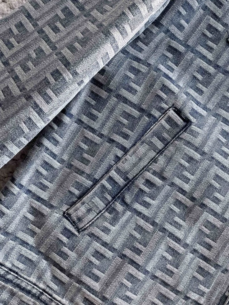 Functional Fendi Outwear 122696