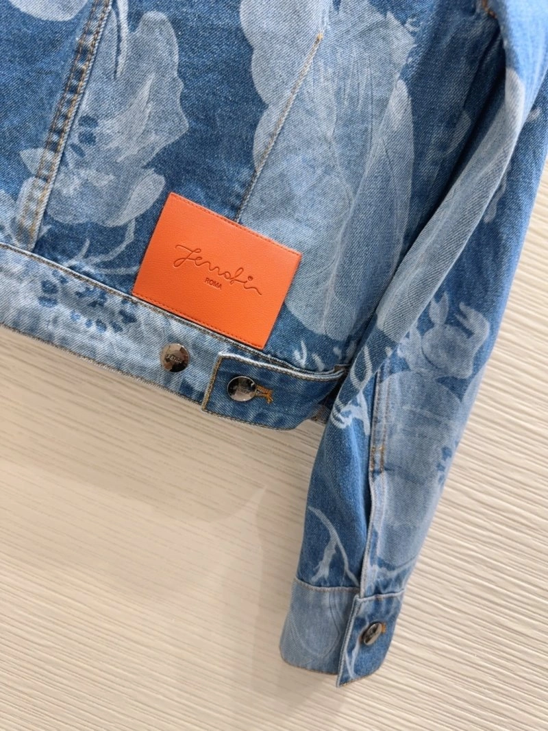 Fendi Outwear HighPerformance 120590
