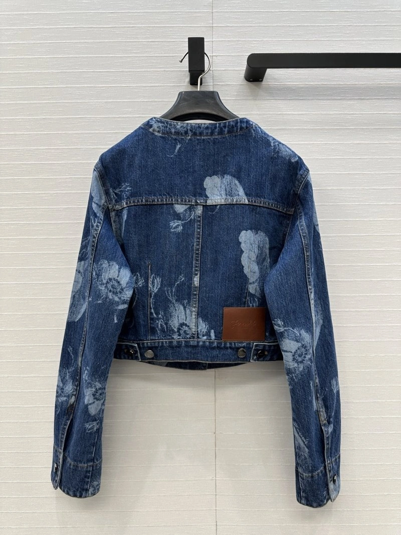 Sleek Fendi Outwear 120778