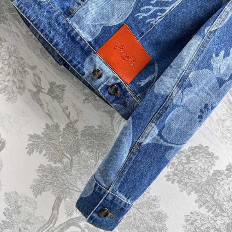 Modern Fendi Outwear 120447