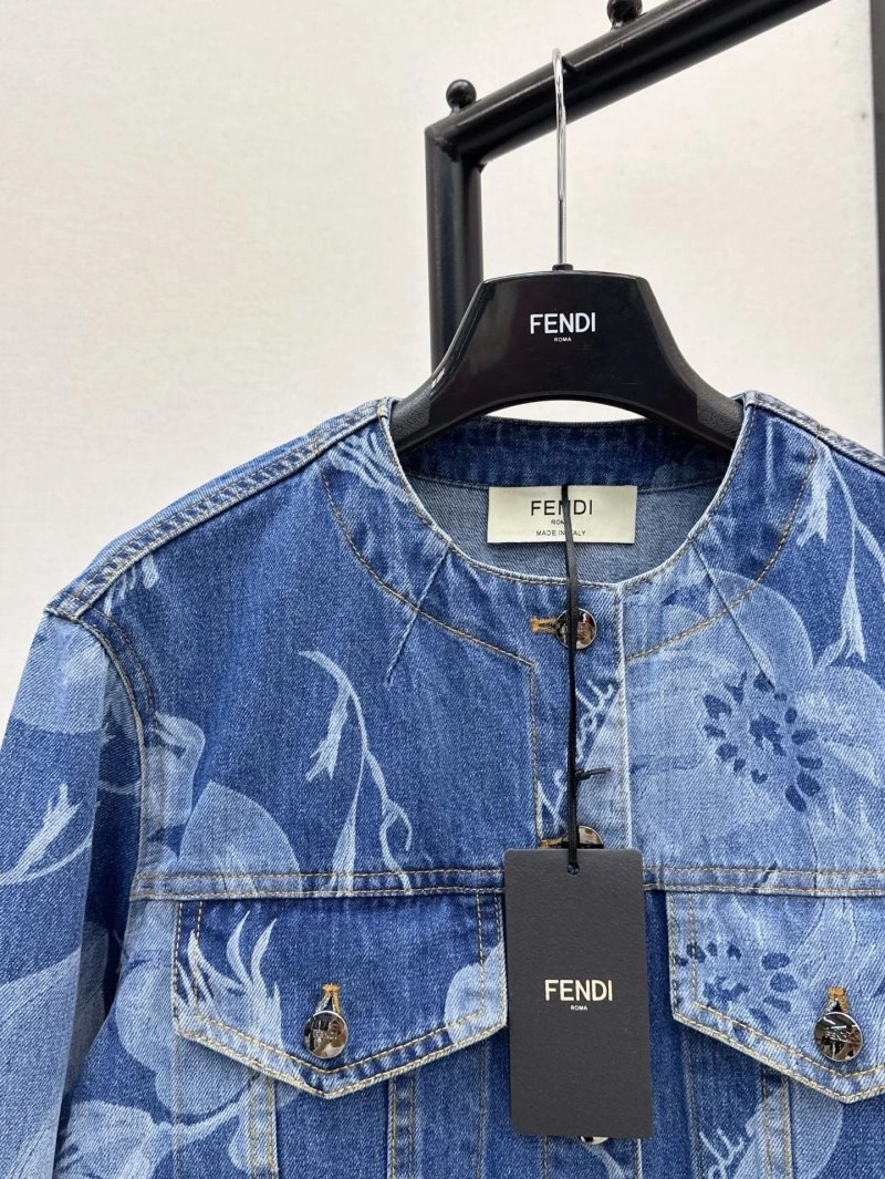 Fendi Outwear Attractive 120441