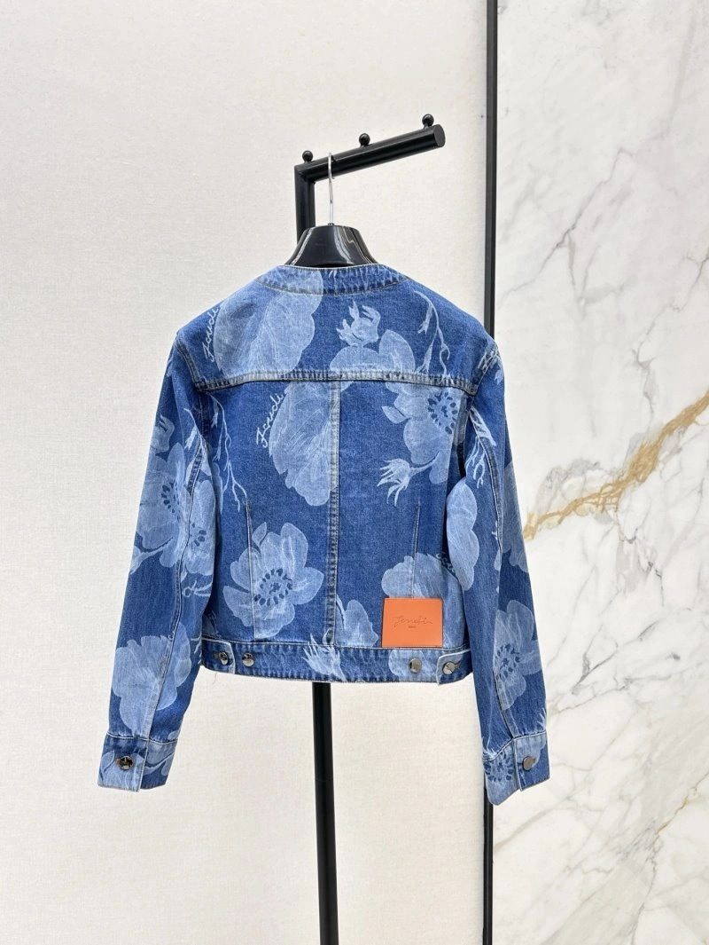 Fendi Outwear Attractive 120441
