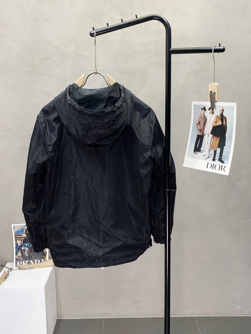 Durable Fendi Outwear 122435