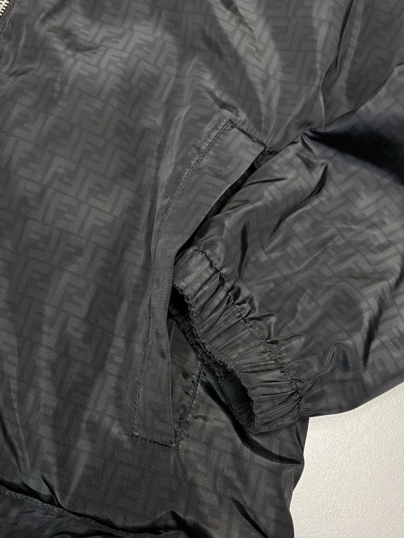 Durable Fendi Outwear 122435