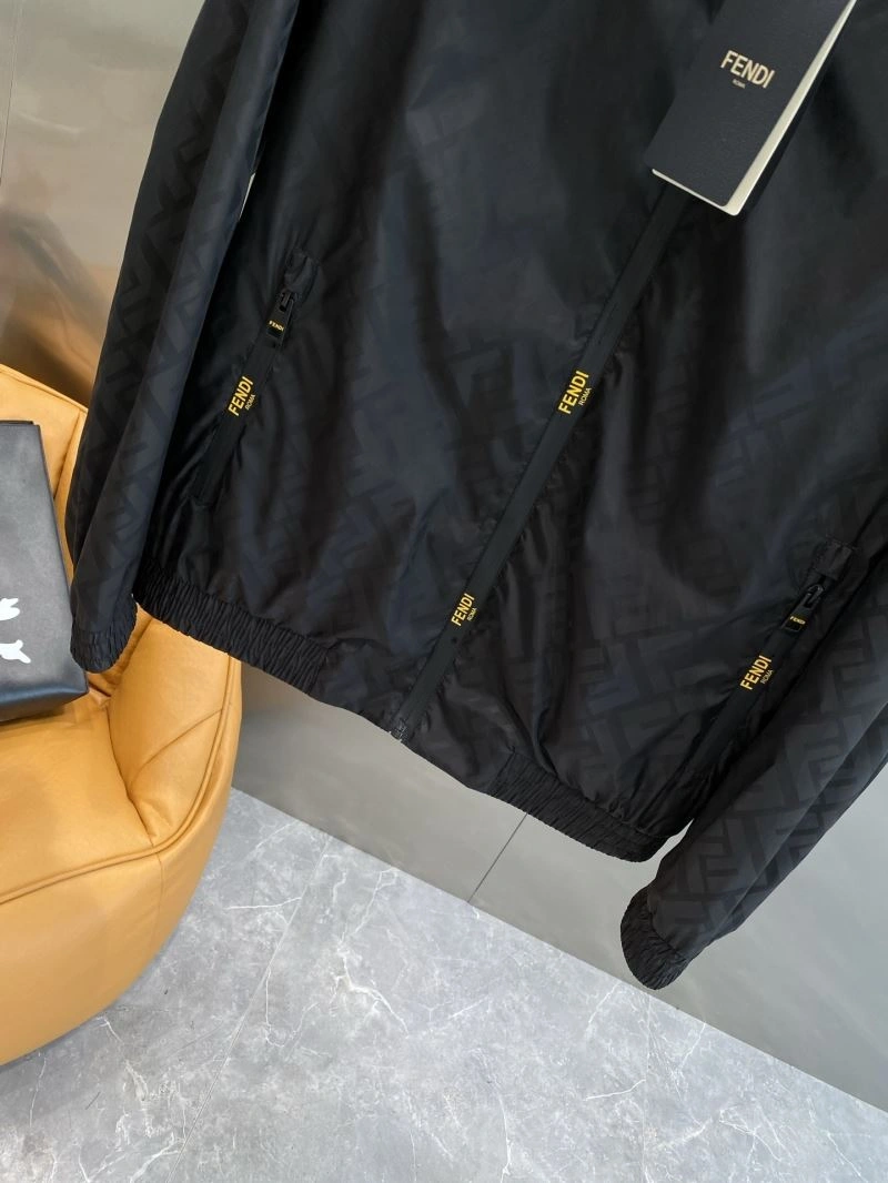 Fendi Outwear ZipUp 122126