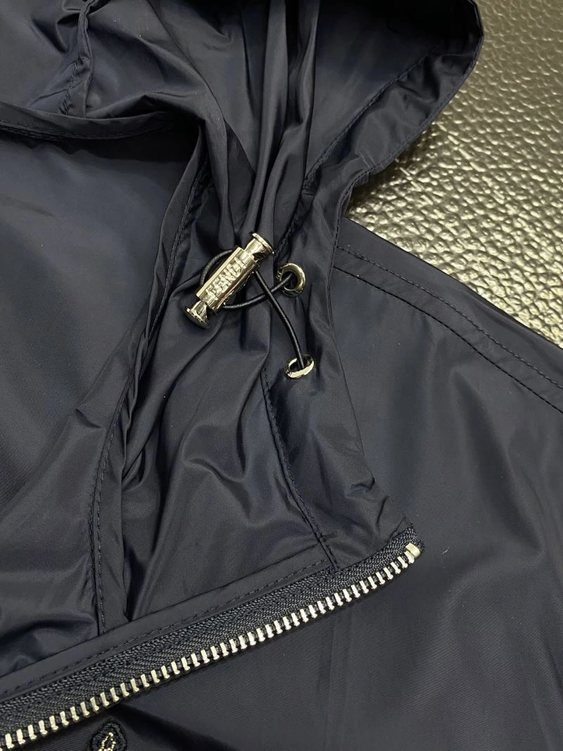 Snug Fendi Outwear 122112