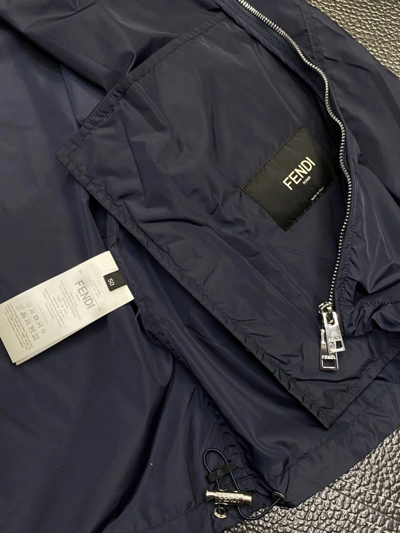 Snug Fendi Outwear 122112