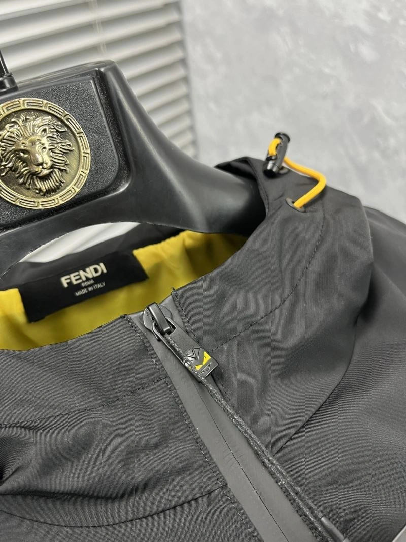 Stylish Fendi Outwear 122103
