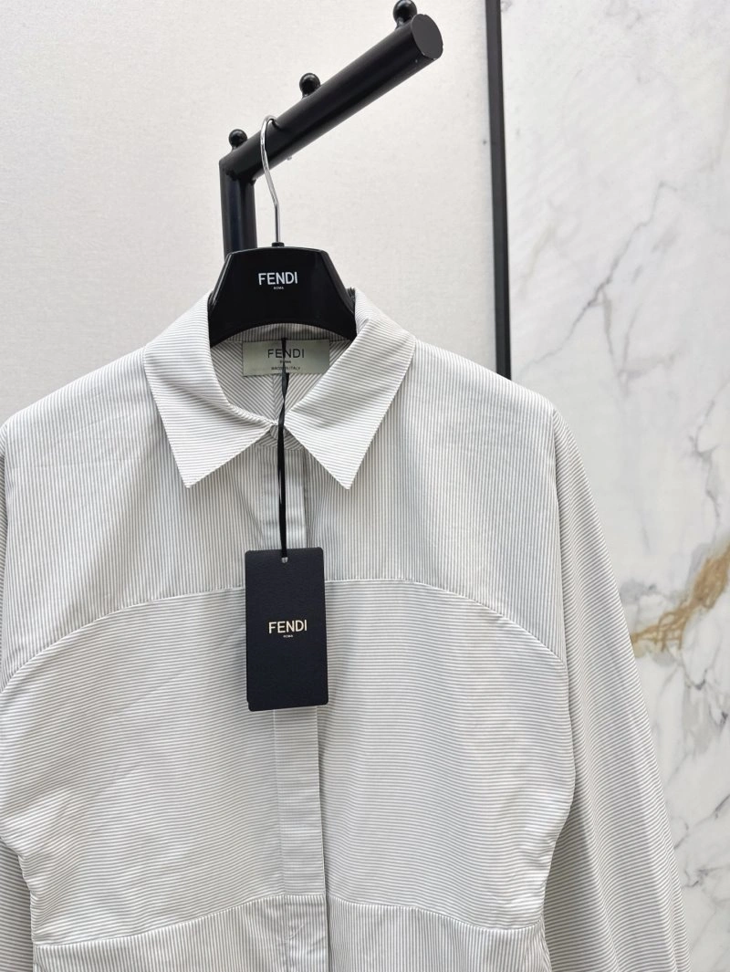 Fendi Outwear Elegant 120696