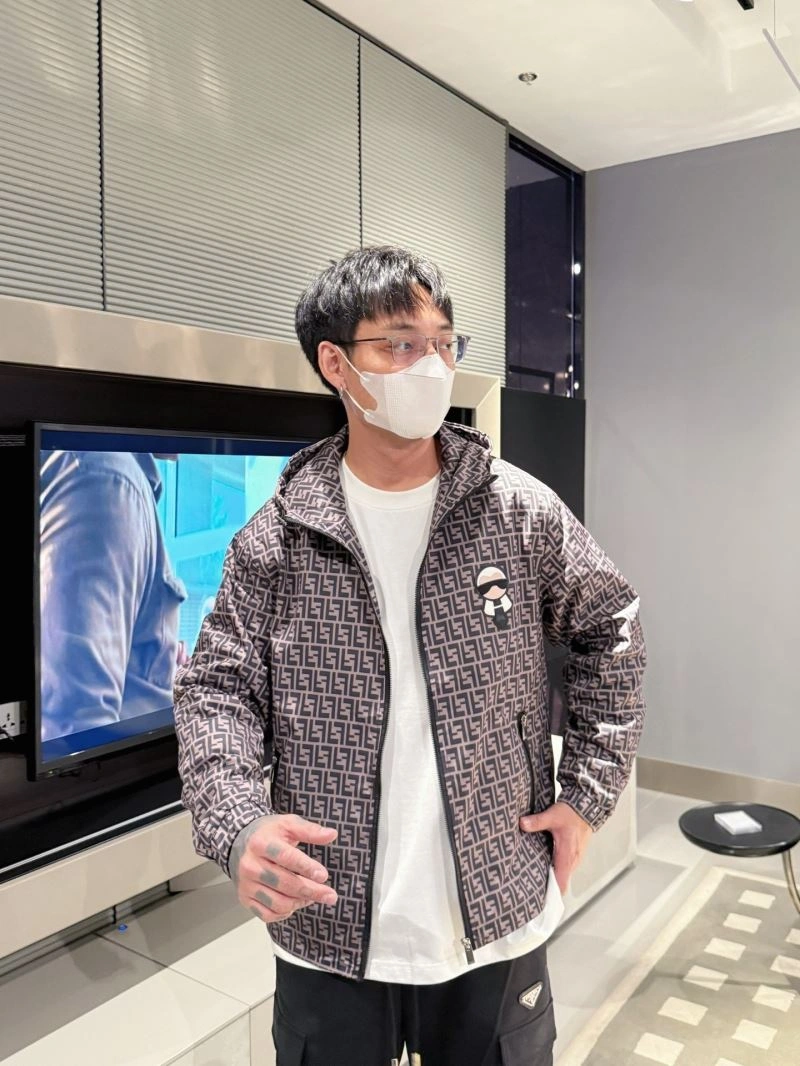Unique Fendi Outwear 121776