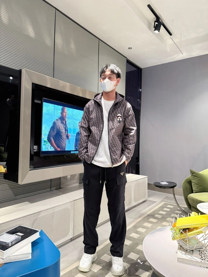 Unique Fendi Outwear 121776