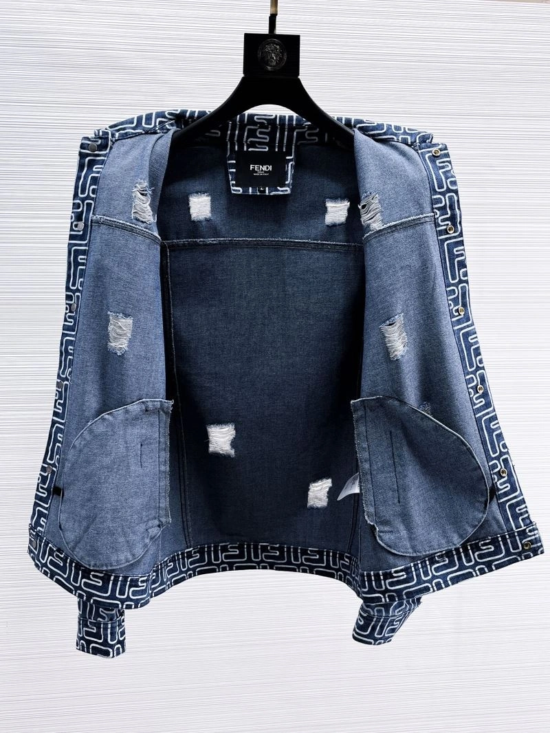 Fendi Outwear Elegant 121797