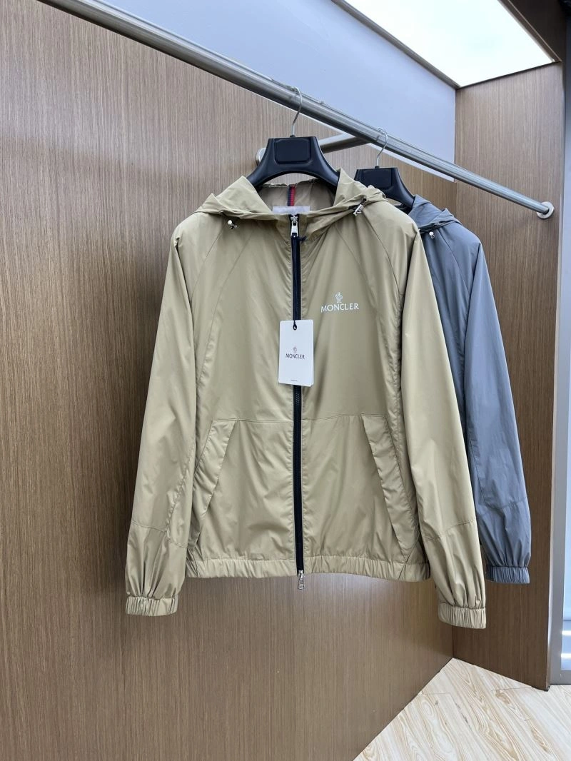 Refined Fendi Outwear 121577
