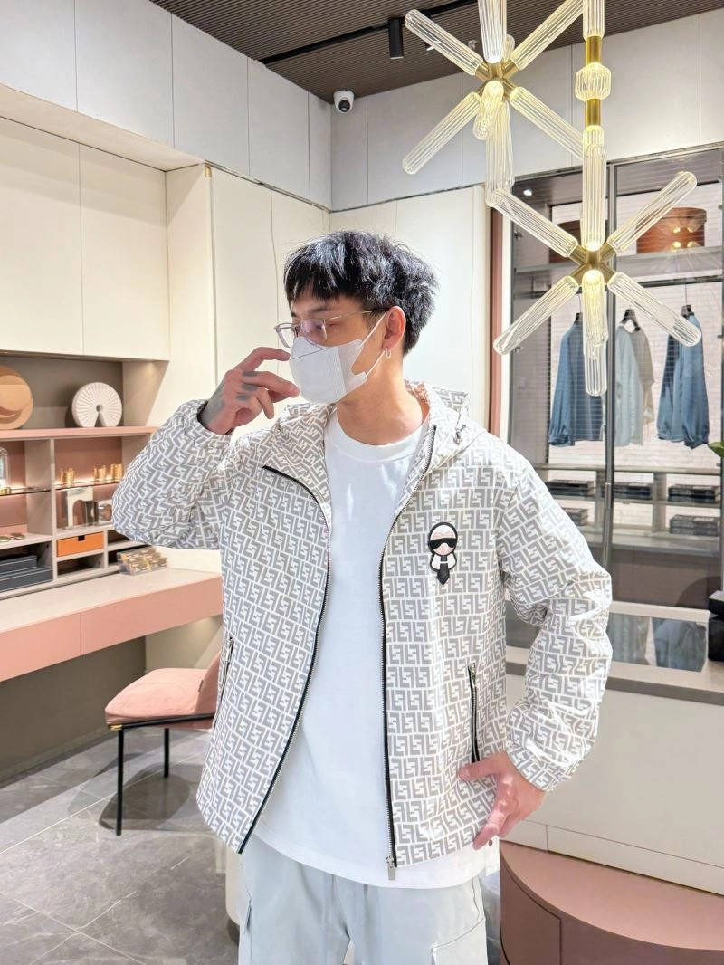 Fendi Outwear Minimalist 121561