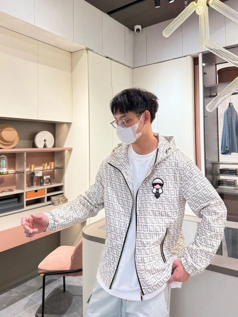 Fendi Outwear Minimalist 121561