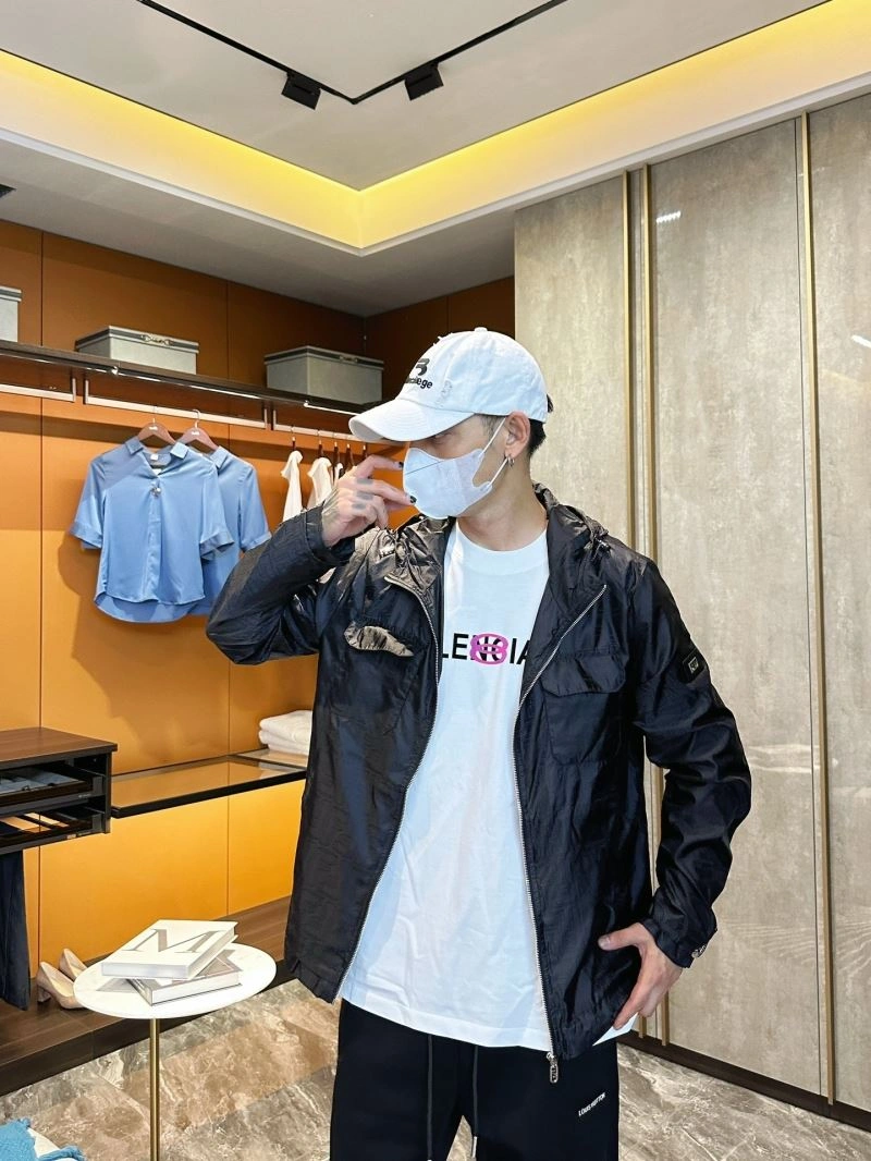 Fendi Outwear Sustainable 121559
