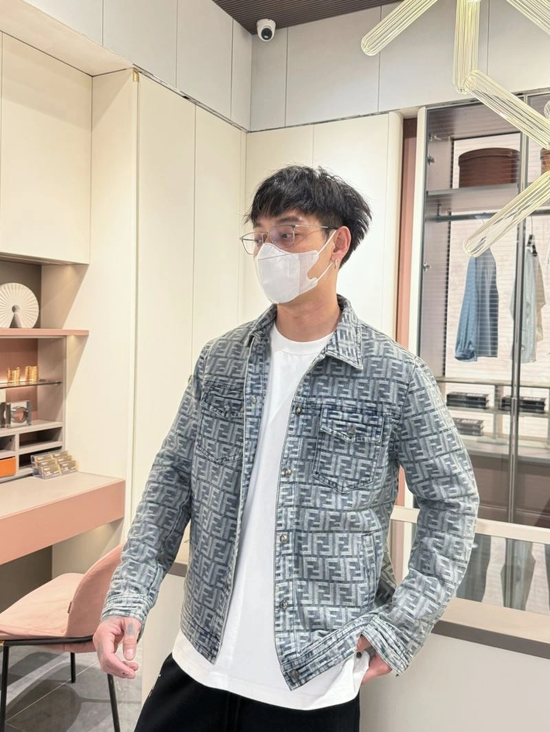 Fendi Outwear FashionForward 121557