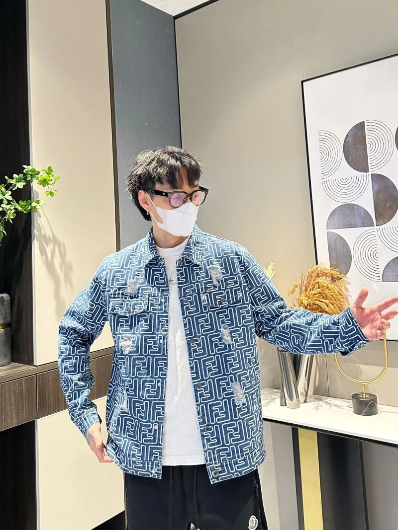 Fendi Outwear Fashionable 121553