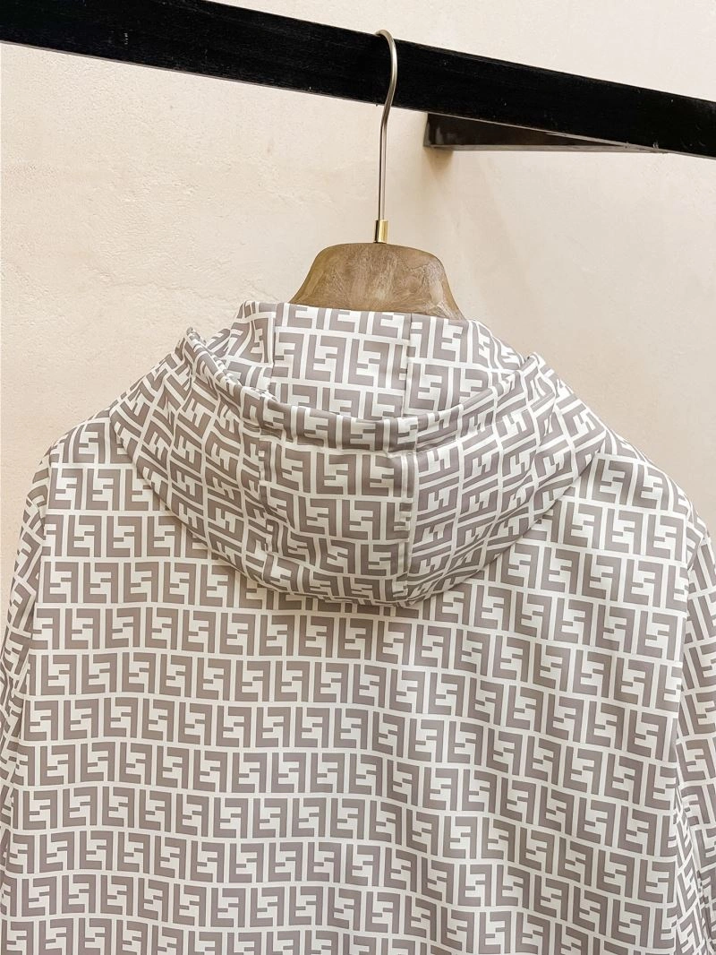 Snug Fendi Outwear 121541