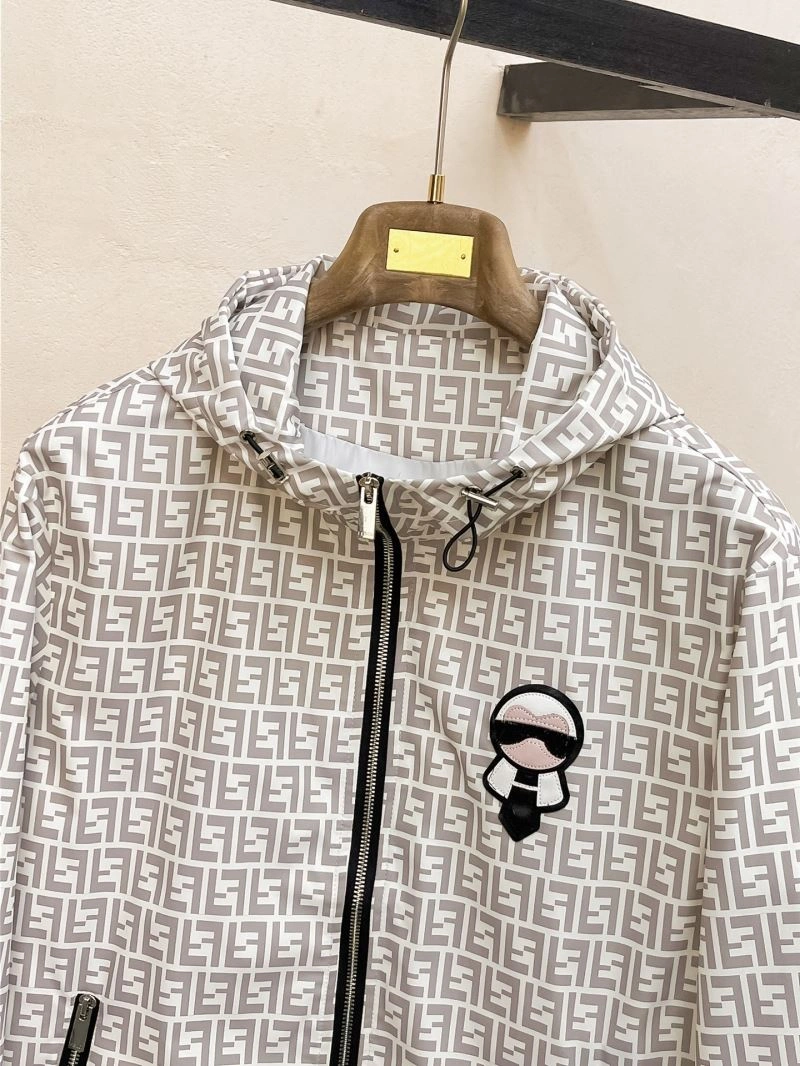 Snug Fendi Outwear 121541