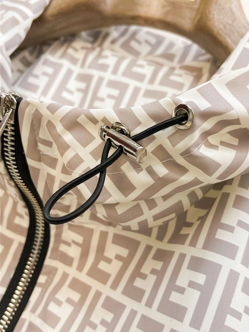 Snug Fendi Outwear 121541