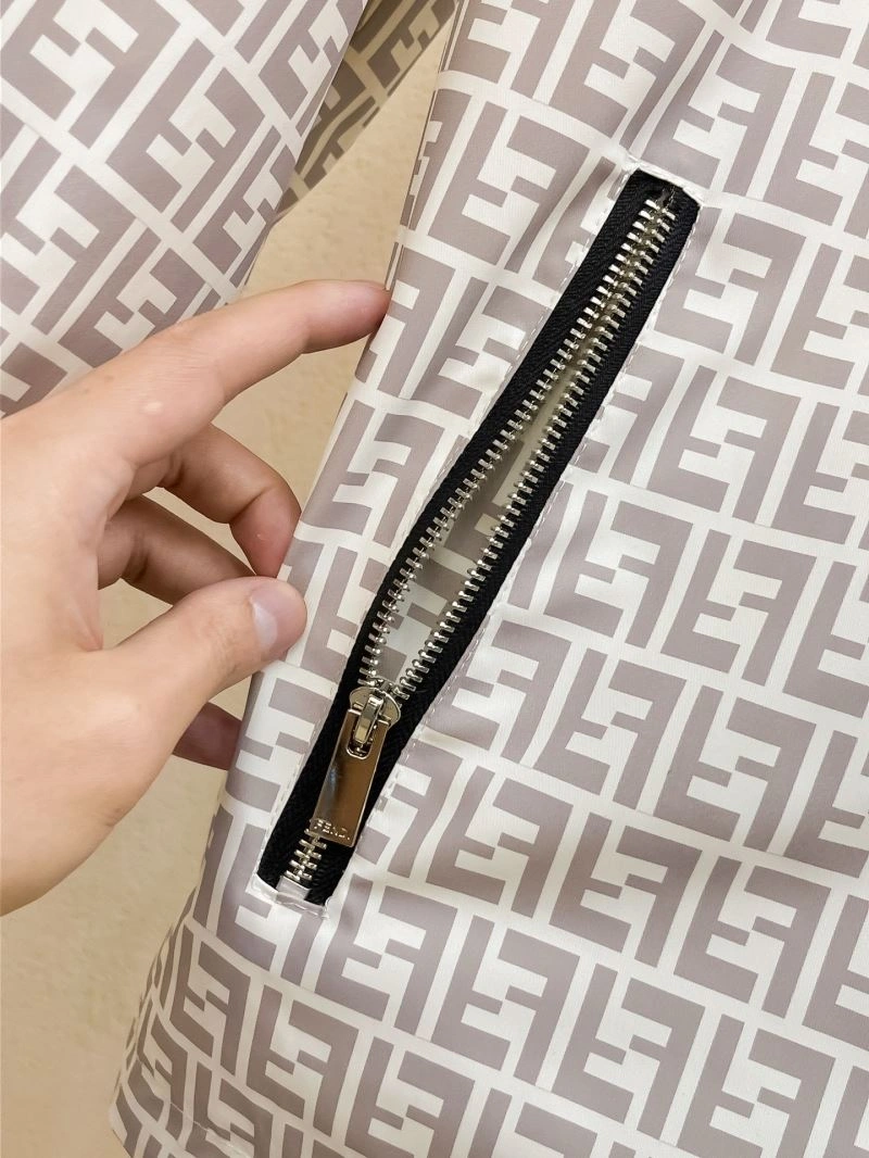 Snug Fendi Outwear 121541