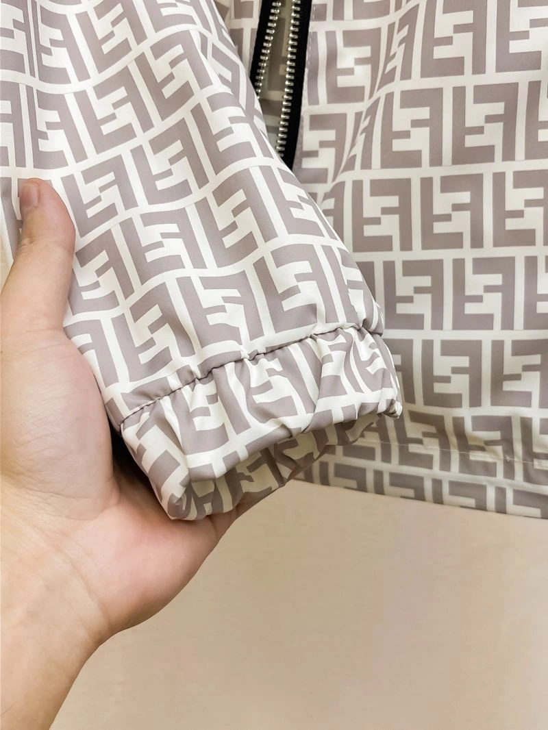 Snug Fendi Outwear 121541