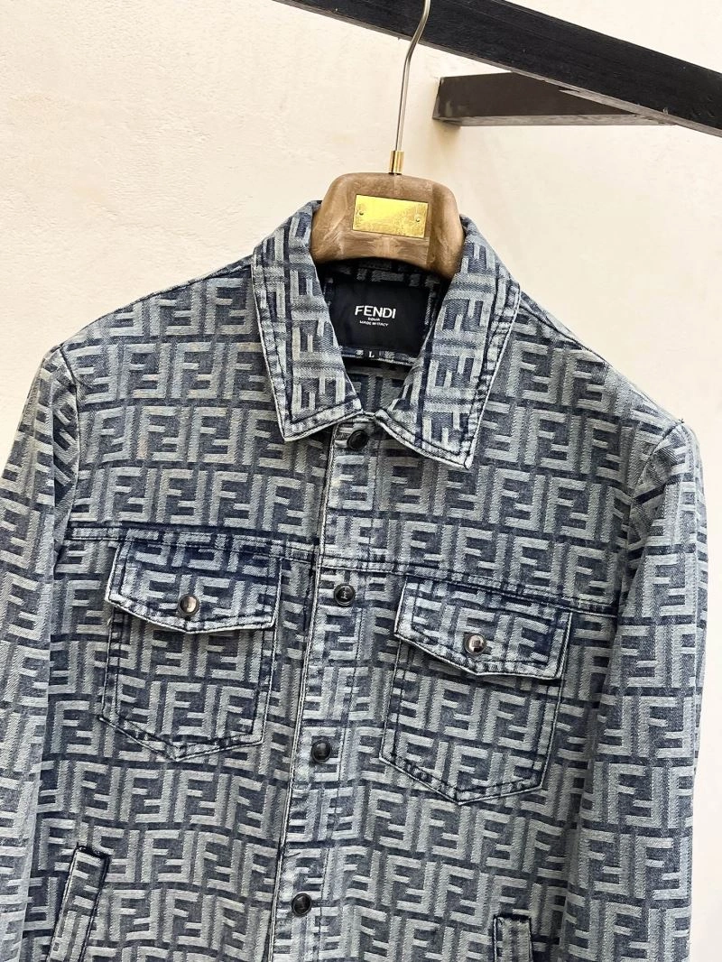 Breathable Fendi Outwear 121539